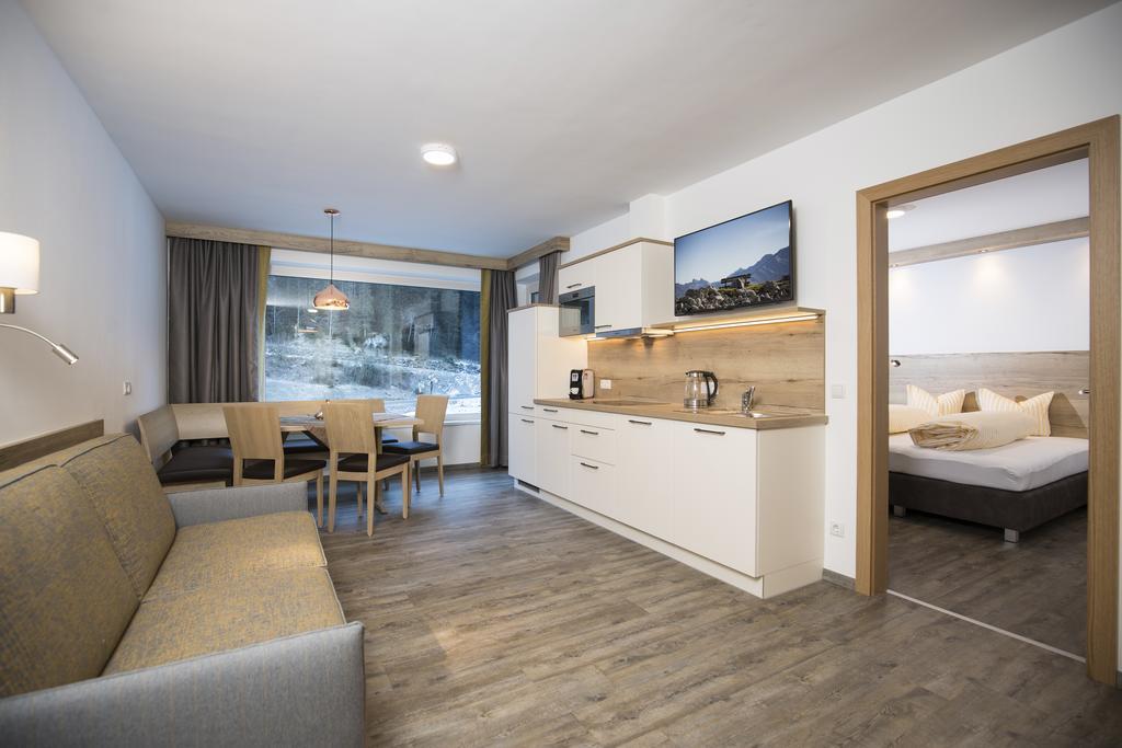 Alps Tux Apartman Kültér fotó